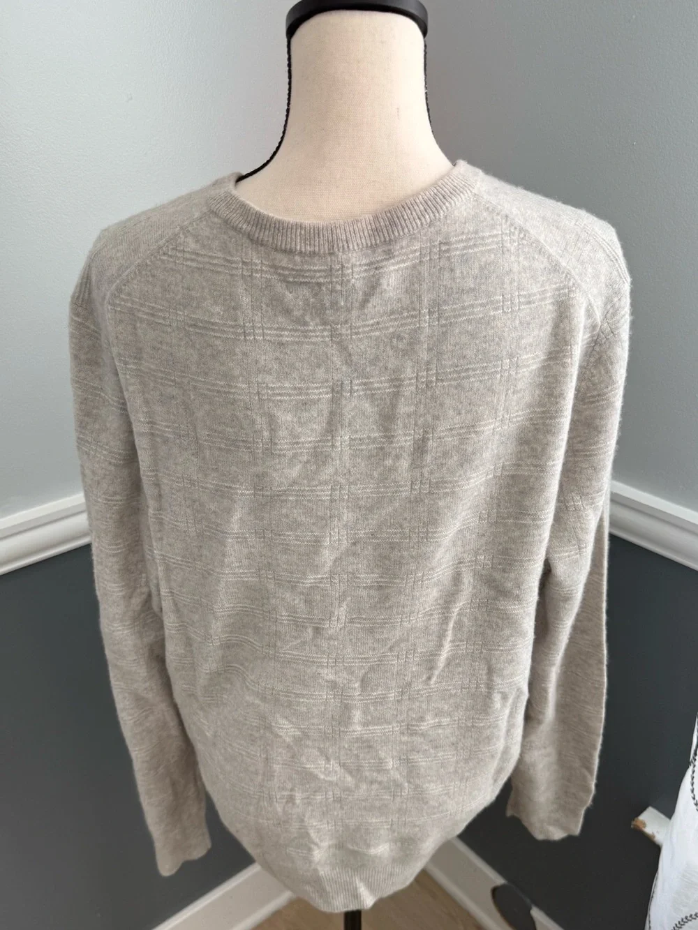 Christian Lacroix 100% 2-PLY CASHMERE Men’s Sweater Size Large